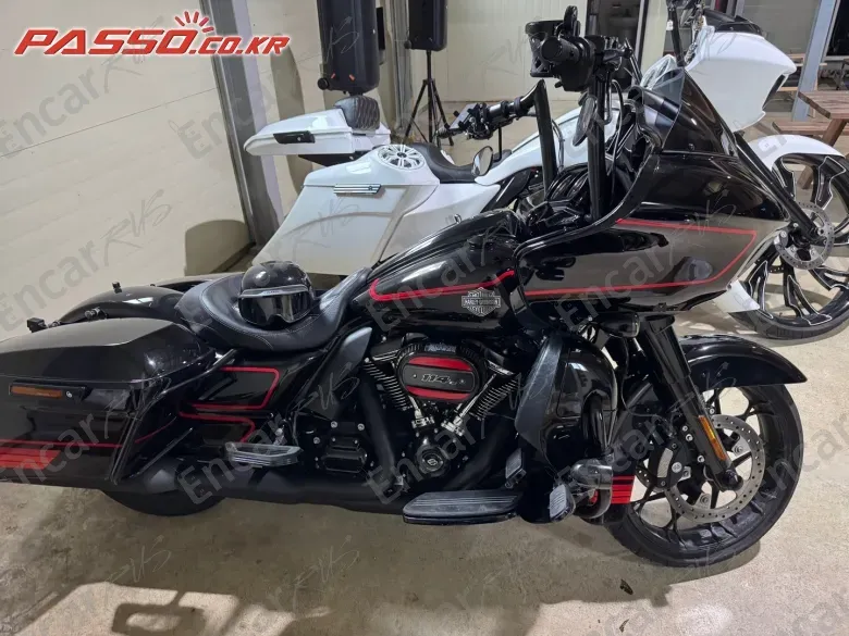 HARLEY-DAVIDSON ROAD GLIDE SPECIAL - фото 0