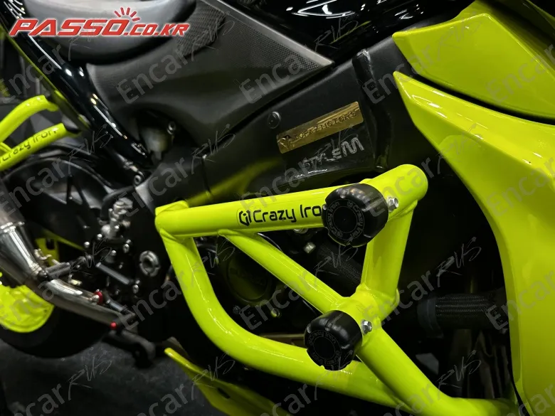 SUZUKI GSX S 1000 - фото 5