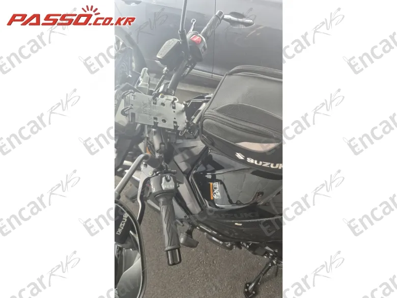 SUZUKI GSX S 1000 - фото 3