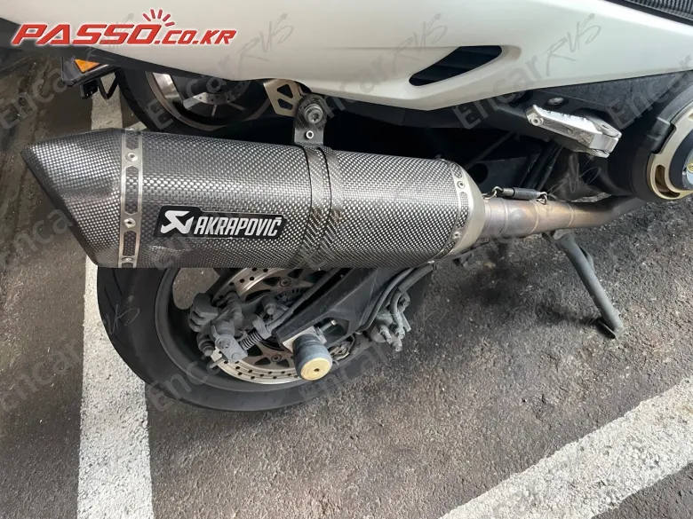 YAMAHA T MAX 560 - фото 6