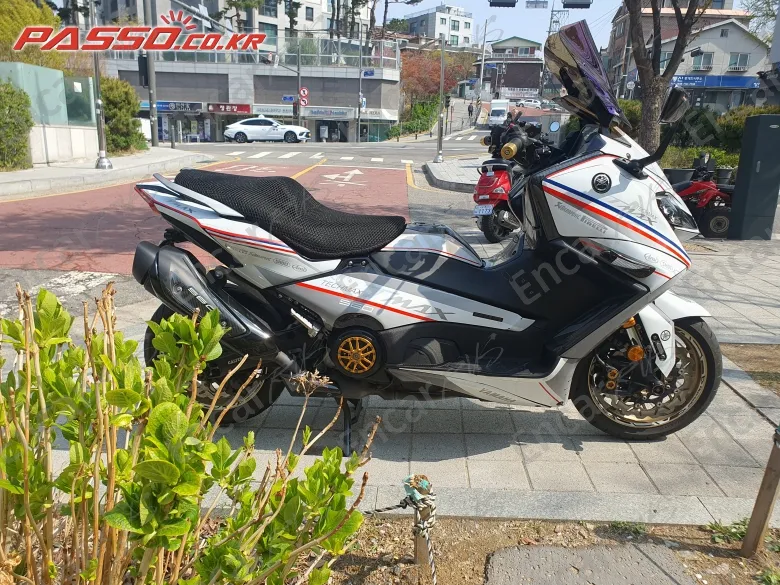 YAMAHA T MAX 560 - фото 0