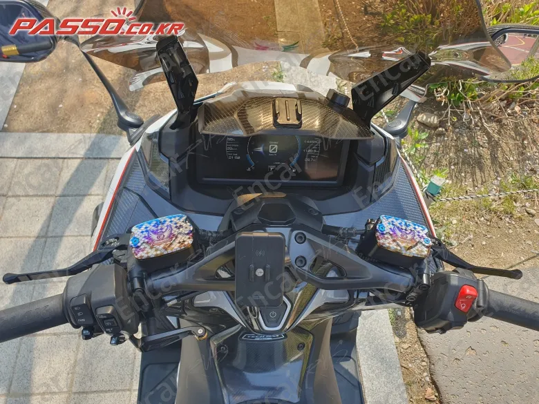 YAMAHA T MAX 560 - фото 3