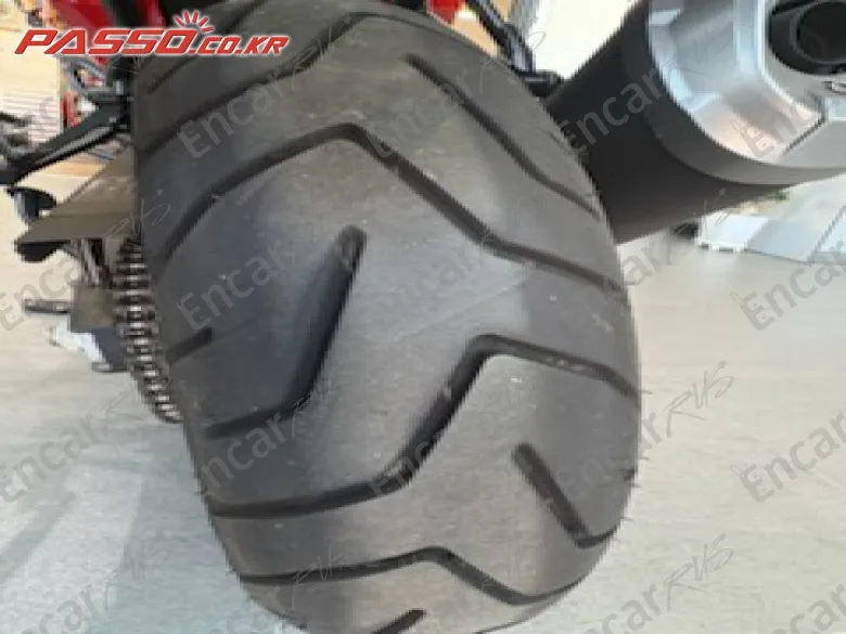 SUZUKI V STROM 1050 XT - фото 5
