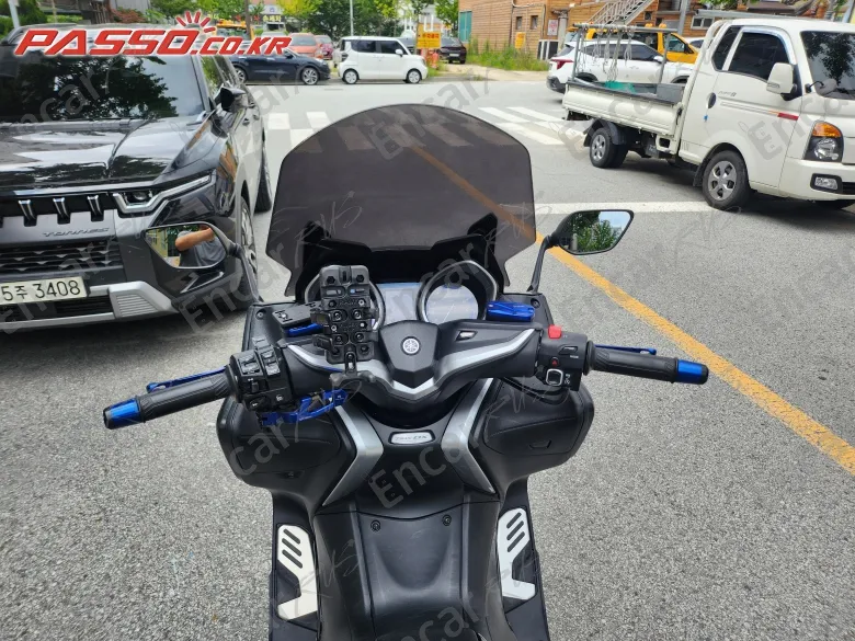 YAMAHA T MAX DX - фото 3