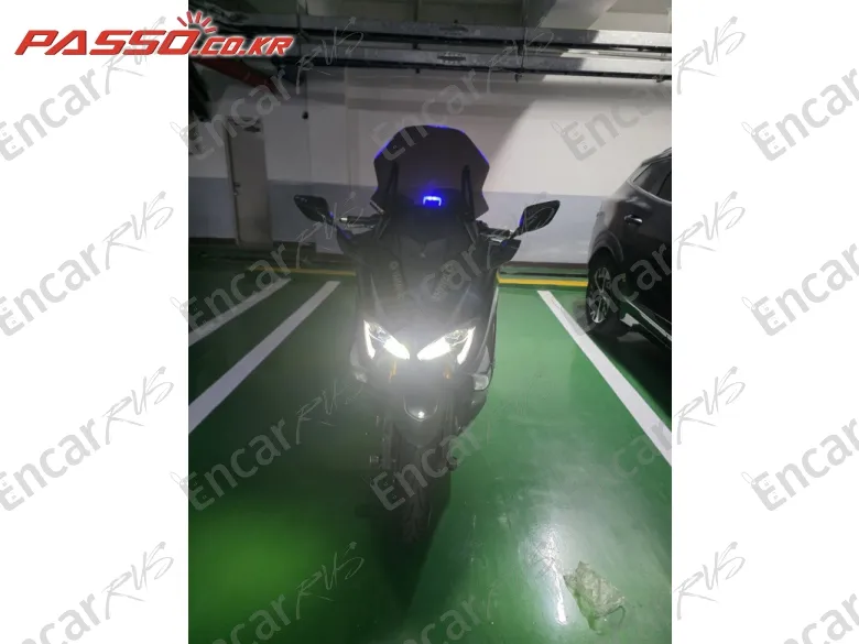 YAMAHA T MAX DX - фото 5