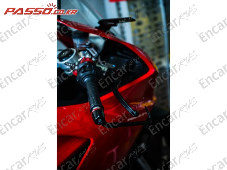 DUCATI PANIGALE V2 - фото 5