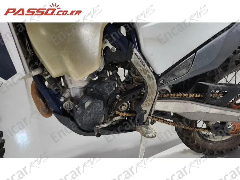 HUSQVARNA FE 350 R - фото 4