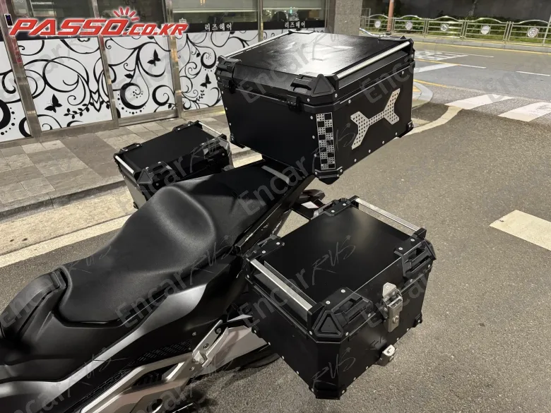 HONDA FORZA 750 - фото 5