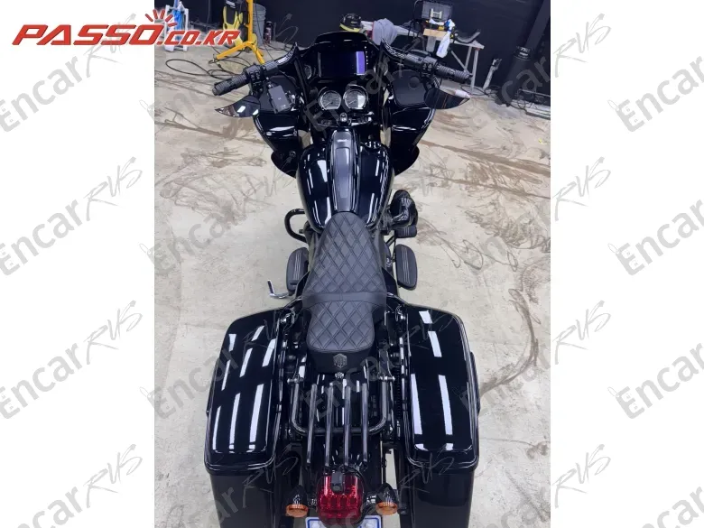 HARLEY-DAVIDSON ROAD GLIDE ST - фото 2