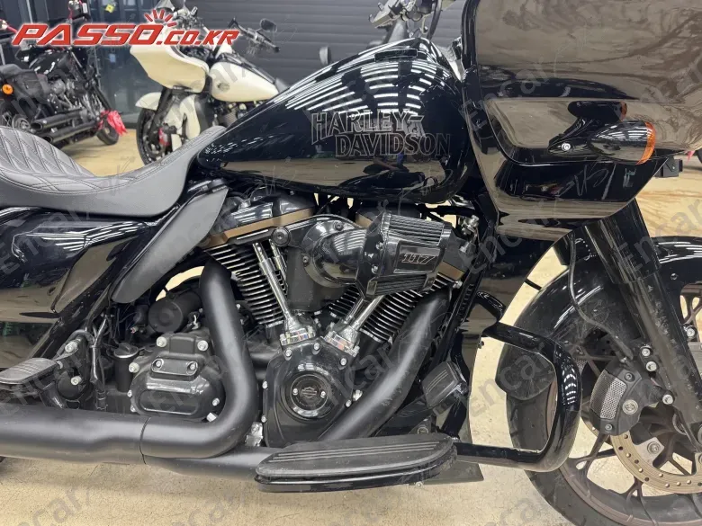 HARLEY-DAVIDSON ROAD GLIDE ST - фото 5