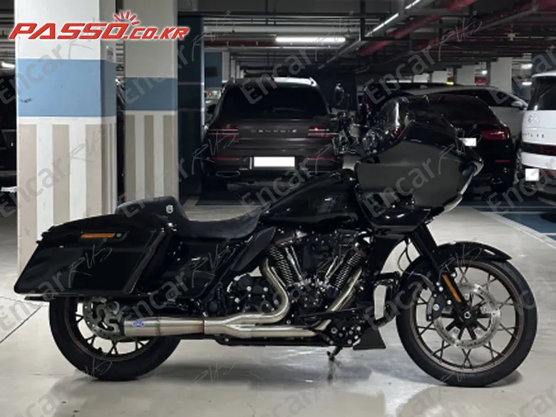 HARLEY-DAVIDSON ROAD GLIDE ST - фото 0