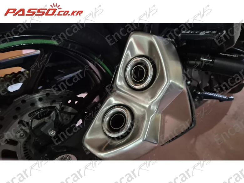 KAWASAKI Z 1000 R ABS - фото 6