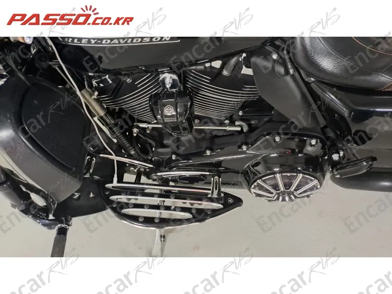 HARLEY-DAVIDSON FLTR - фото 6