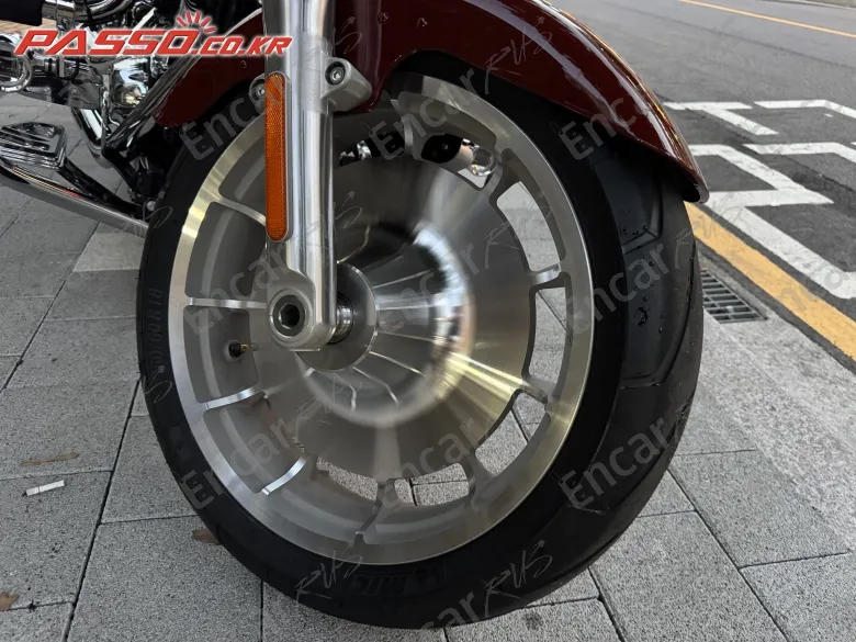 HARLEY-DAVIDSON FAT BOY 114 - фото 5