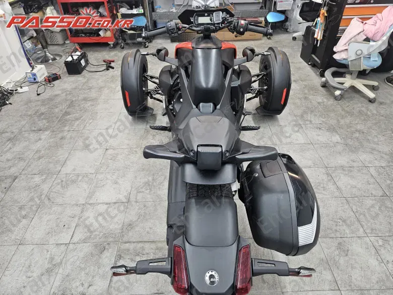 BRP CAN-AM RYKER 900 - фото 2