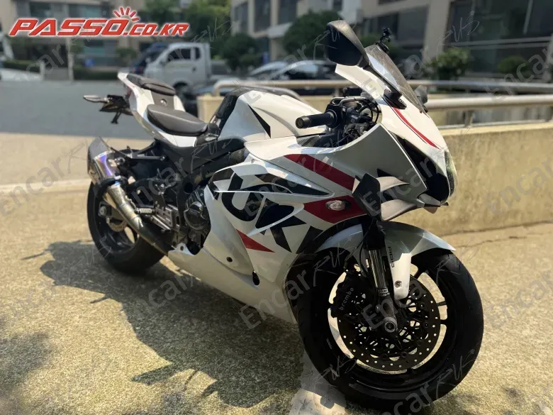 SUZUKI GSX R 1000 ABS - фото 0