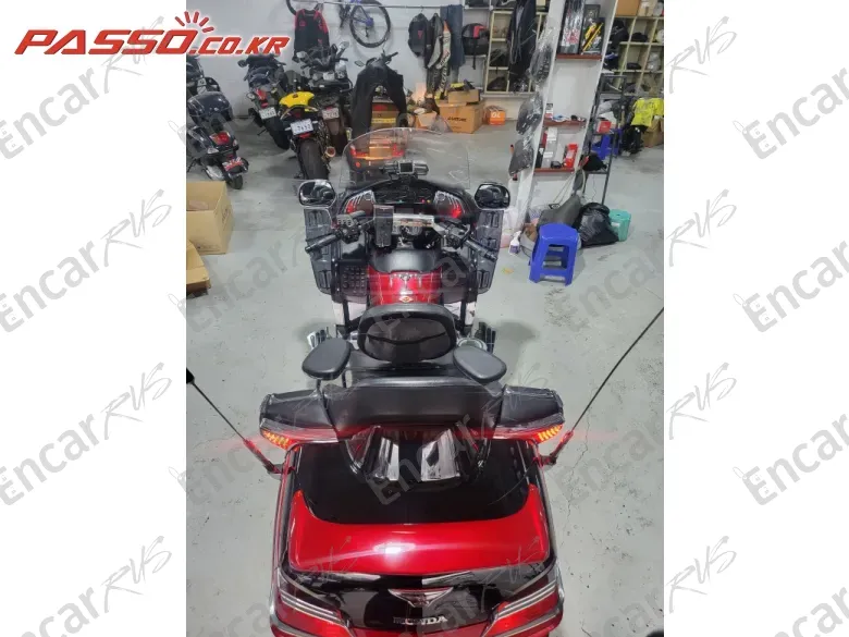 HONDA GOLDWING 1800 - фото 5
