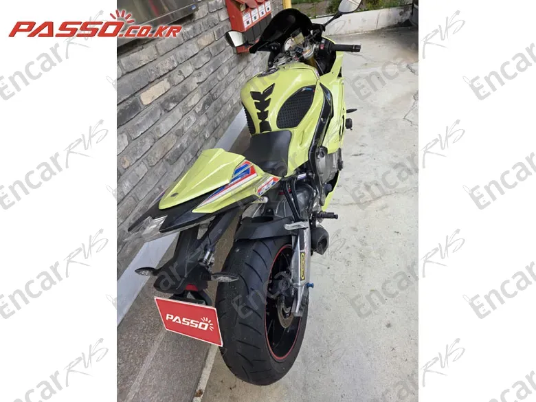 BMW S 1000 RR - фото 2