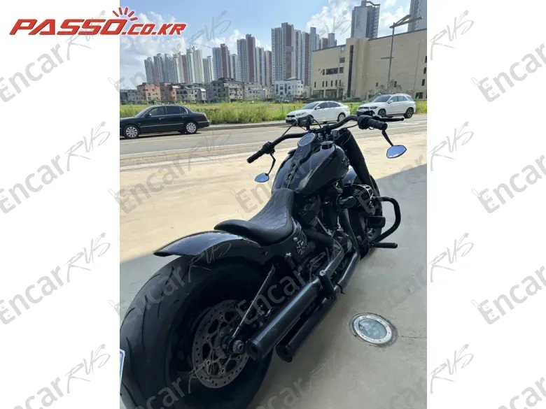 HARLEY-DAVIDSON FAT BOY 114 - фото 4
