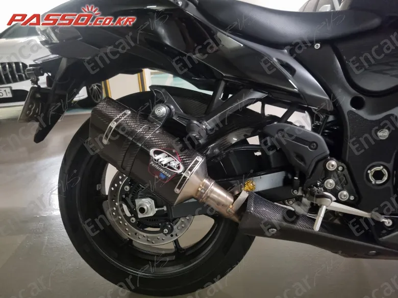 SUZUKI GSX R 1300 HAYABUSA - фото 6