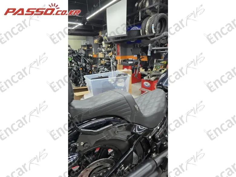 HARLEY-DAVIDSON STREET BOB 114 - фото 4