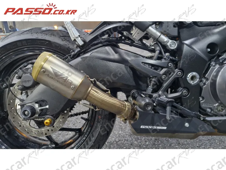 SUZUKI GSX S 1000 - фото 6