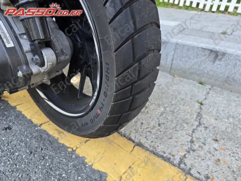 Honda Adv 350 - фото 6