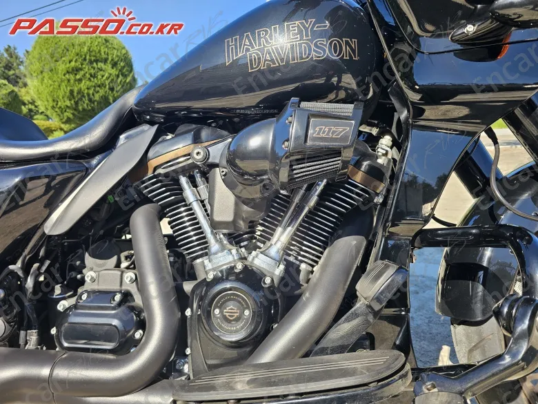 HARLEY-DAVIDSON ROAD GLIDE ST - фото 4
