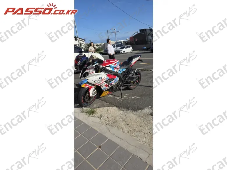BMW S 1000 RR - фото 1