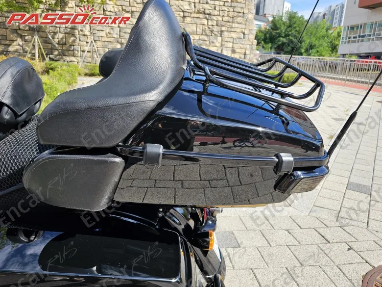 HARLEY-DAVIDSON ROAD GLIDE SPECIAL - фото 6