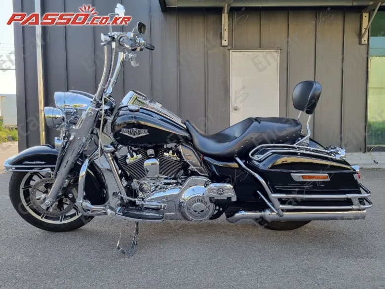 HARLEY-DAVIDSON FLHR - фото 1