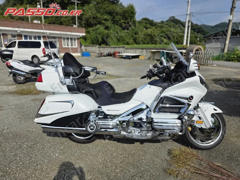 HONDA GOLDWING 1800 - фото 0