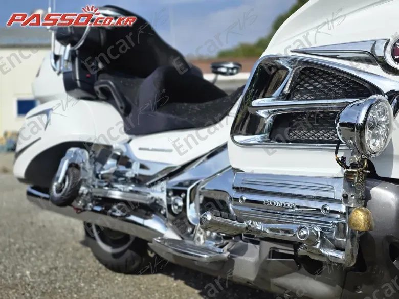 HONDA GOLDWING 1800 - фото 4