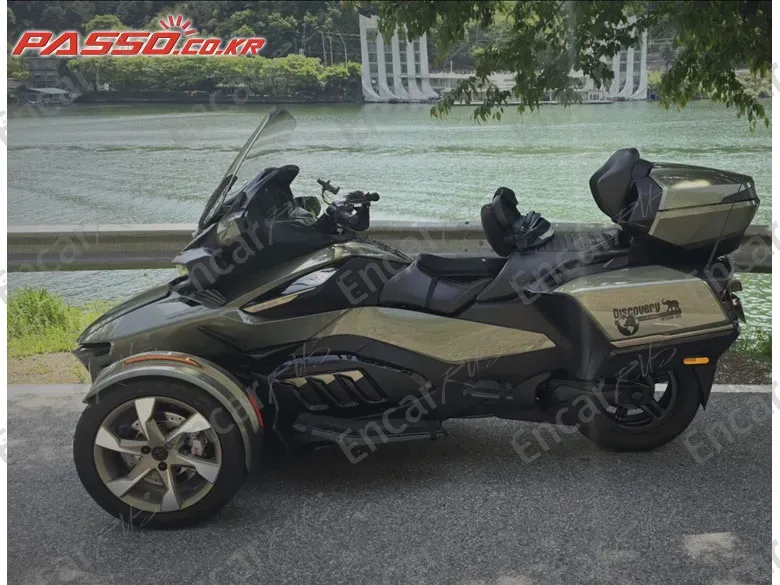 BRP CAN-AM SPYDER RT LIMITED - фото 4