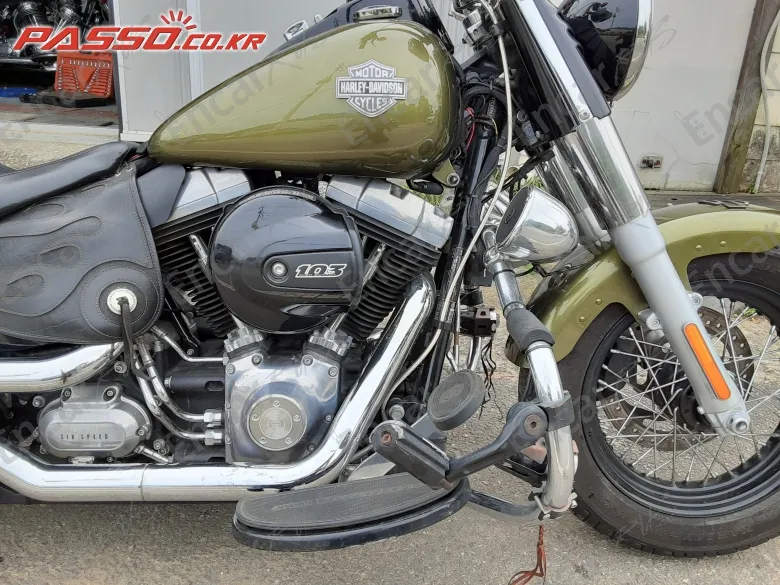 HARLEY-DAVIDSON SOFTAIL SLIM - фото 4
