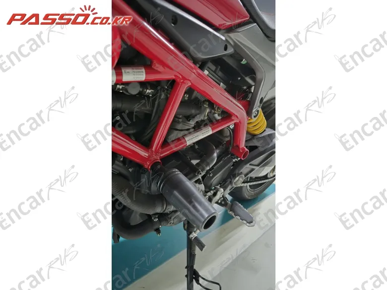 Ducati Hypermotard 939 - фото 4