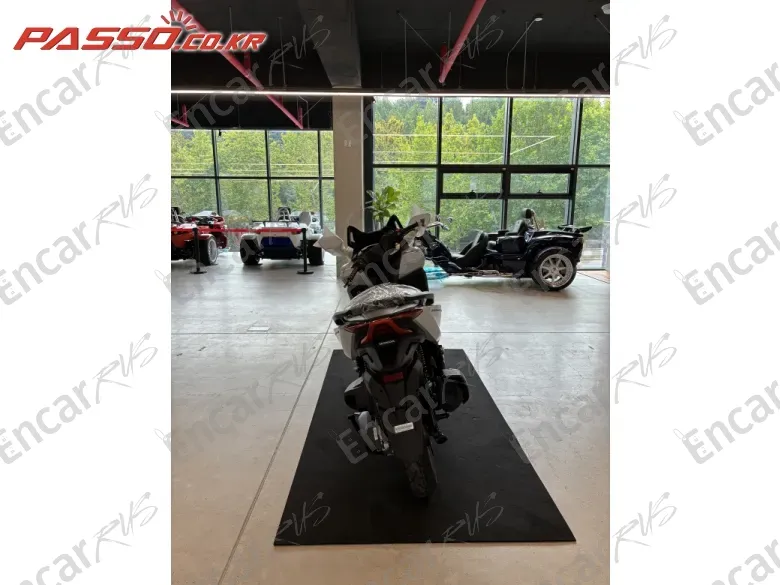 HONDA FORZA 350 - фото 2