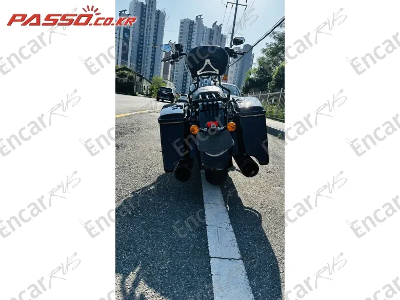 HARLEY-DAVIDSON FLHR - фото 2