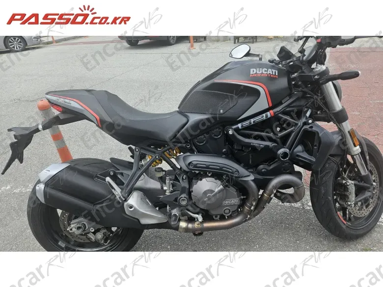DUCATI MONSTER 821 STEALTH - фото 0