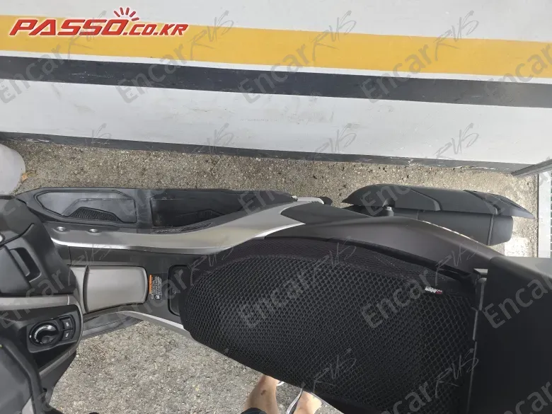 YAMAHA N MAX 155 ABS - фото 4