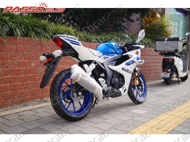 SUZUKI GSX R 125 ABS - фото 2