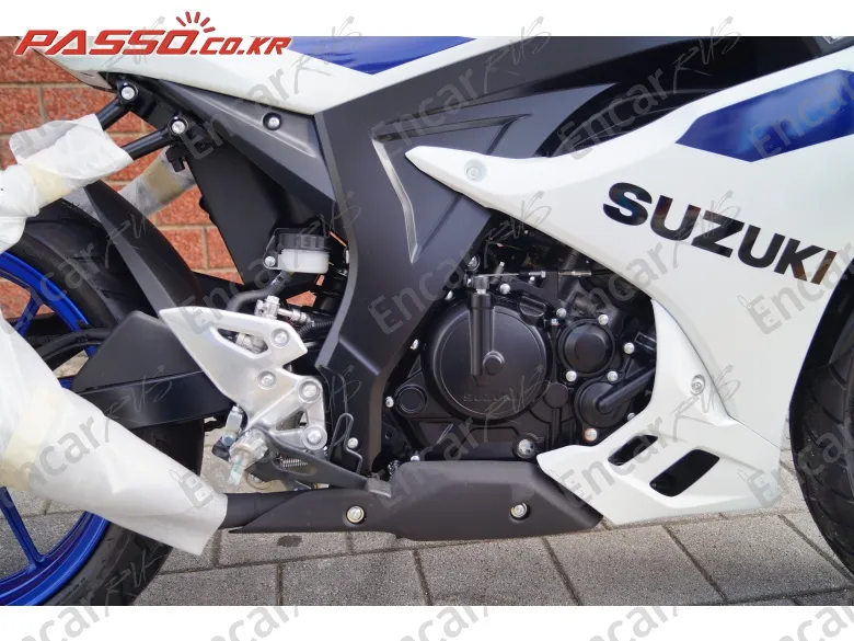 SUZUKI GSX R 125 ABS - фото 4