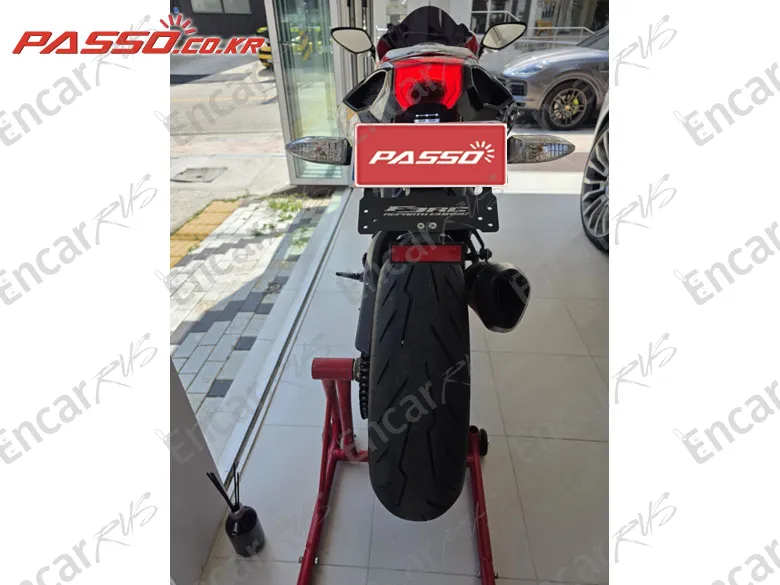 MV AGUSTA F3 800 RC - фото 2