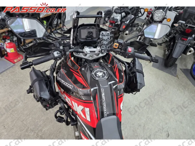 SUZUKI V STROM 1050 XT - фото 3