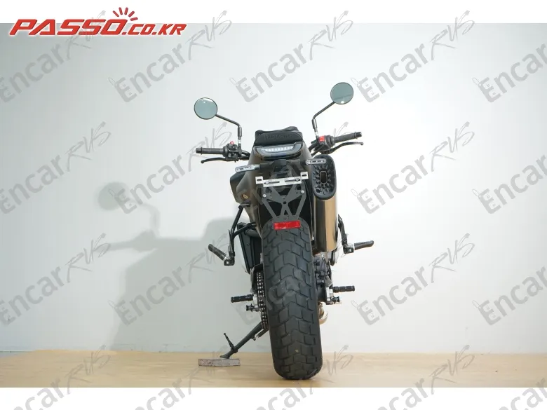 HUSQVARNA SVARTPILEN 801 - фото 2