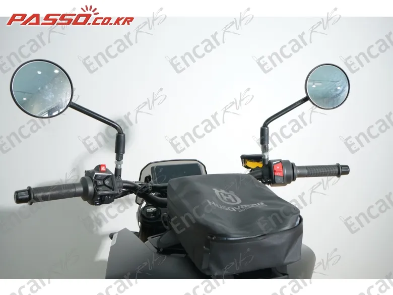 HUSQVARNA SVARTPILEN 801 - фото 3