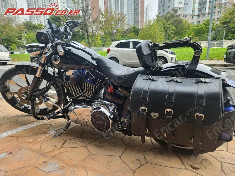 HARLEY-DAVIDSON BREAKOUT - фото 2