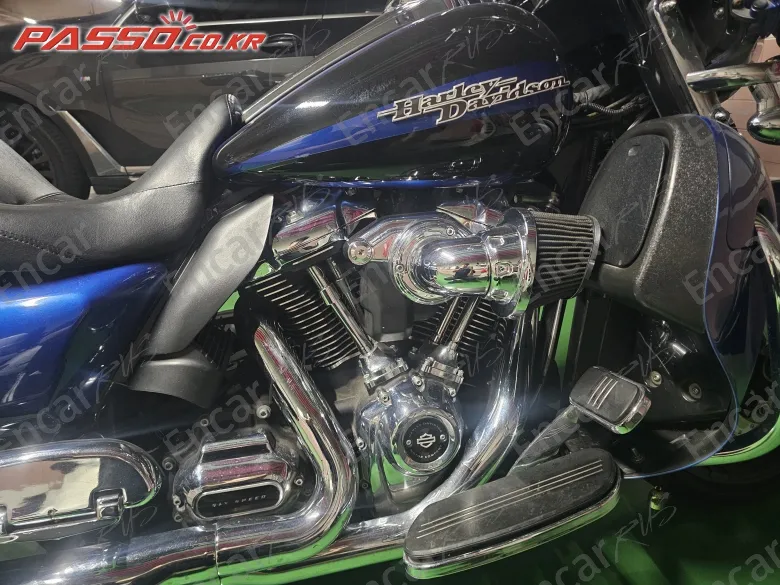 HARLEY-DAVIDSON FLHX - фото 4