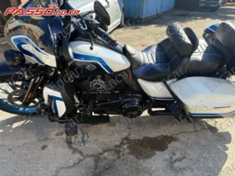 HARLEY-DAVIDSON FLHXS STREET GLIDE SPECIAL - фото 1