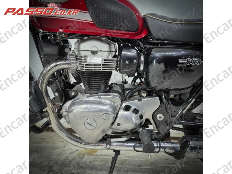 KAWASAKI W 800 - фото 4